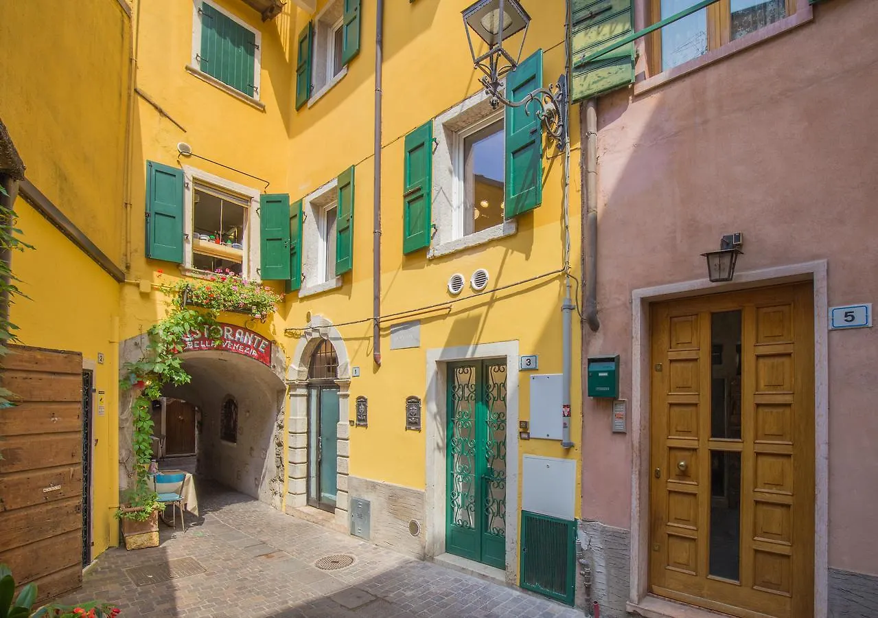 Corte Realdi Garda Frühstückspension