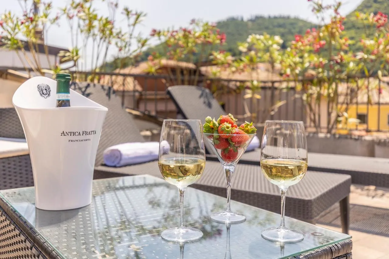 ** Bed & Breakfast Corte Realdi Garda Italy