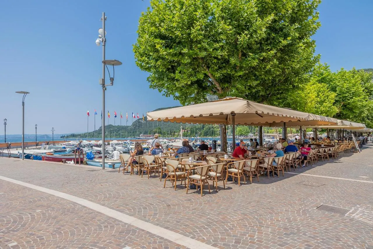 Corte Realdi Garda 2*, Garda (Verona)