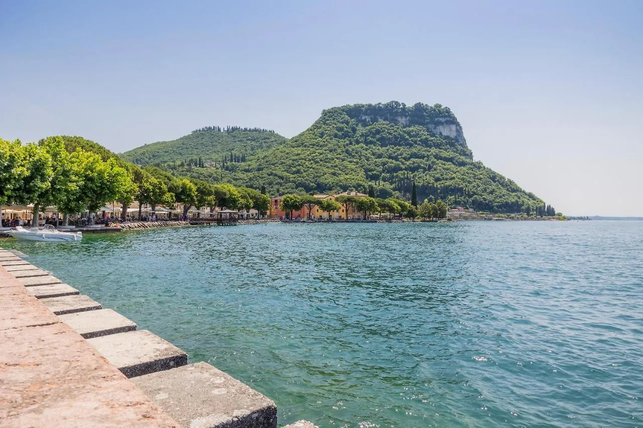 ** Bed & Breakfast Corte Realdi Garda Italy
